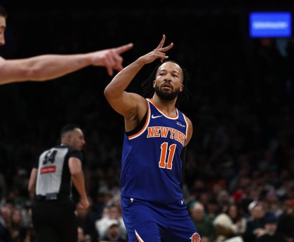 布伦森31分布朗26分 尼克斯大胜凯尔特人