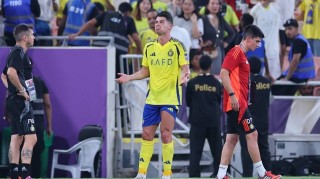 英超历史第一射手：C罗拿40万英镑日薪却旷工！掉价啊！