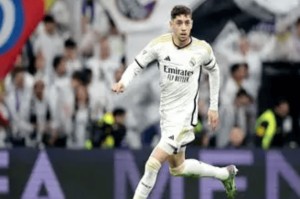 周日027 皇马VS马竞近期表现复盘与赛果前瞻分析