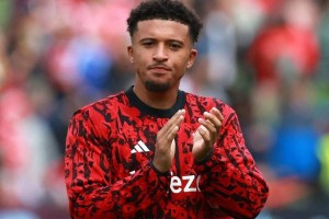 桑乔转会曼联成疑 罗马满足高薪要求